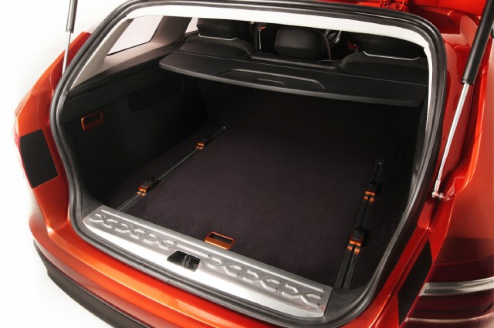 Лада Веста Кросс 2016-2017 - перспективная модель АвтоВАЗа