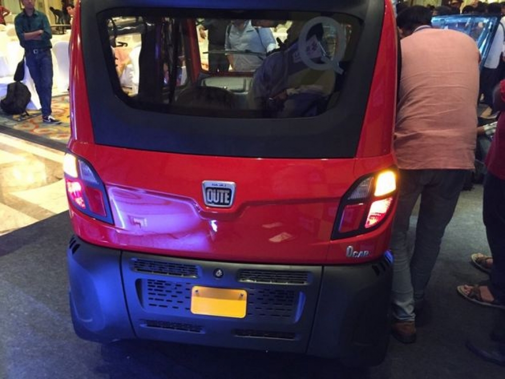 В Индии презентовали самый дешёвый автомобиль стоимостью 2000 долларов.